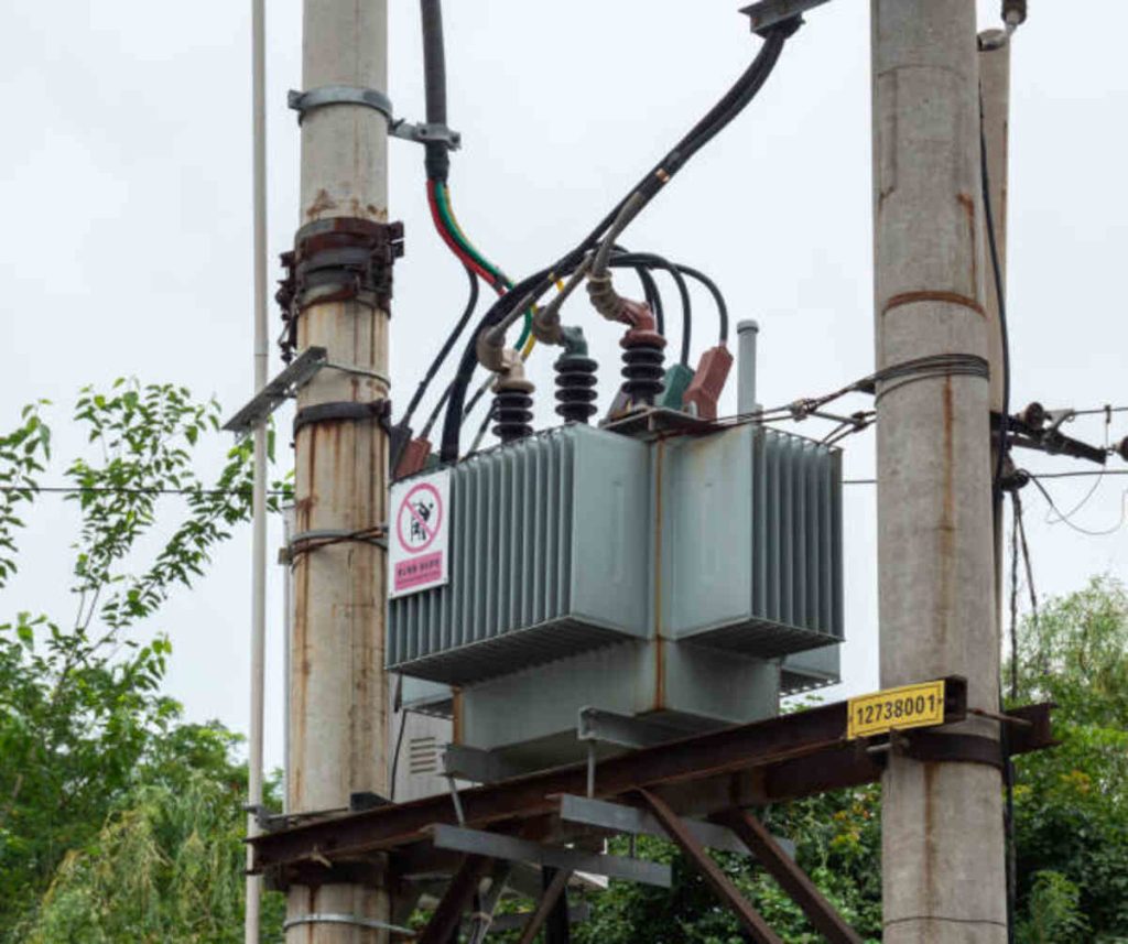 What is Transformer in Hindi?